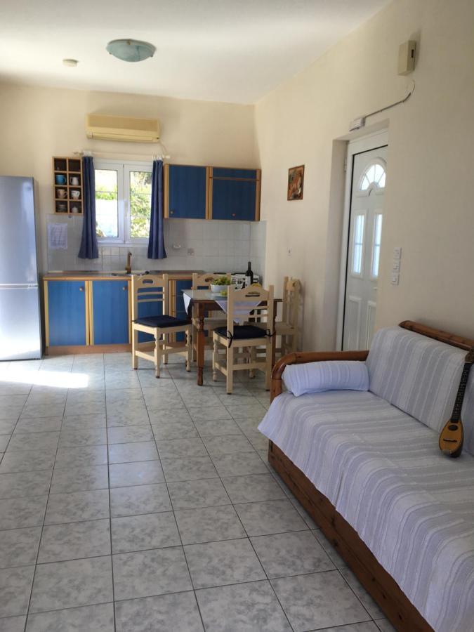 Evangelia House Sea View Apartments Agia Pelagia  Exterior foto